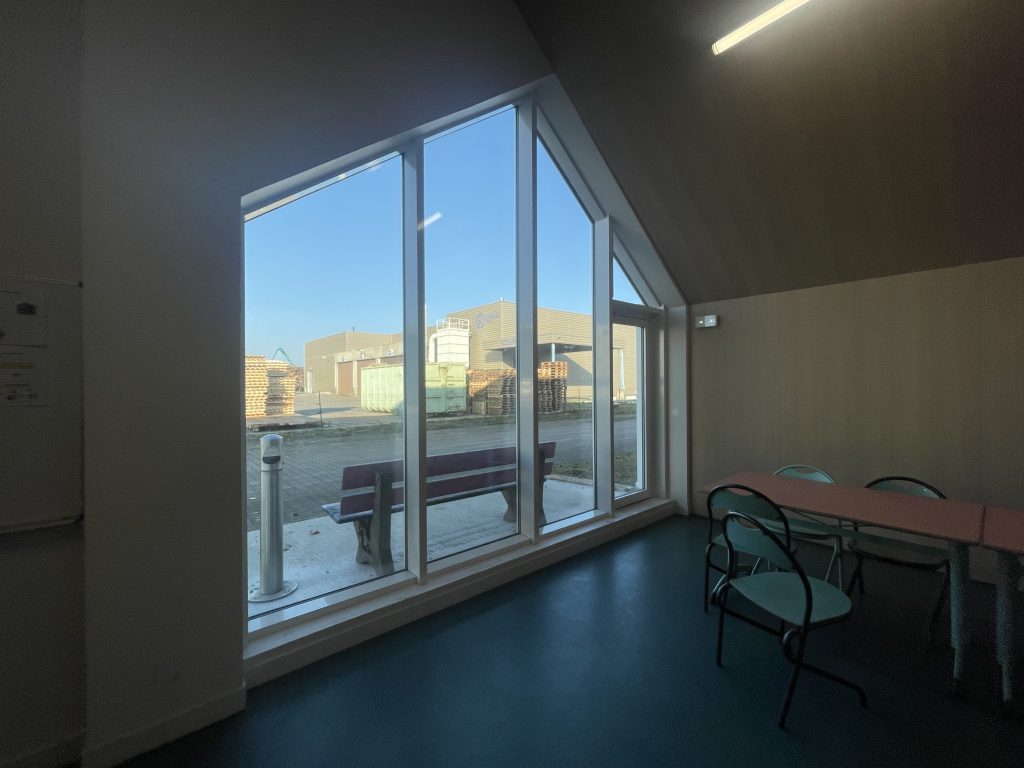 Châssis aluminium forme spéciale